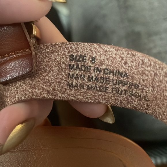 MIA size 8 block chunky heel wicker sandals - Picture 3 of 7